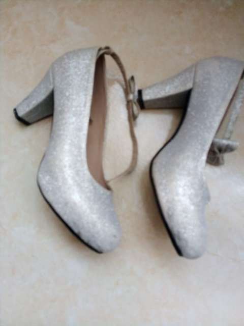 REGALO Zapatos talla 36 buen estado  3