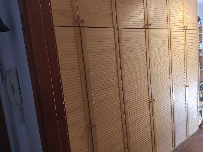 REGALO Armario ropero de 3 cuerpos y 12 puertas REGALO Armario ropero de 3 cuerpos y 12 puertas