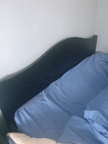 REGALO cama 1.5 plaza + velador 3