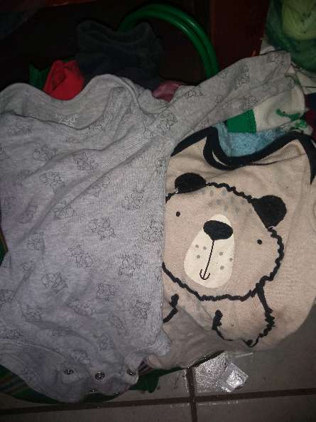 REGALO se regala ropa de bebe de 0 a 3 meses