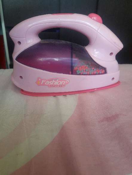 REGALO juguete planchita