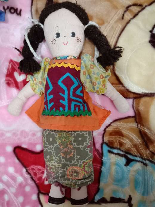 REGALO mueca de tela