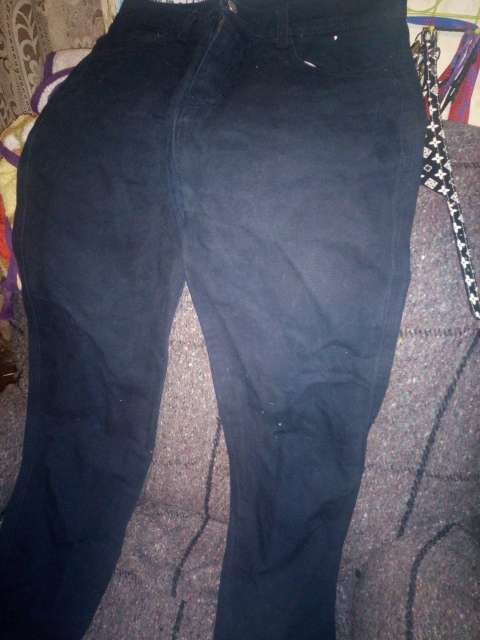 REGALO pantaln talla 32 solo se uso 1 vez