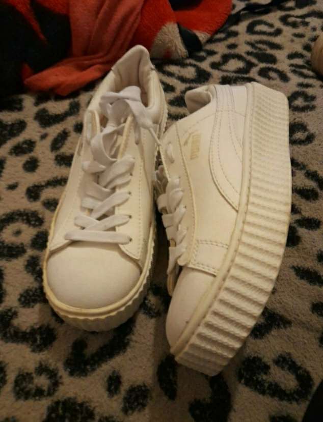 REGALO me las regalaron y quite la plantilla porque me apretaba y luego me di cuenta q no era mi pie 3