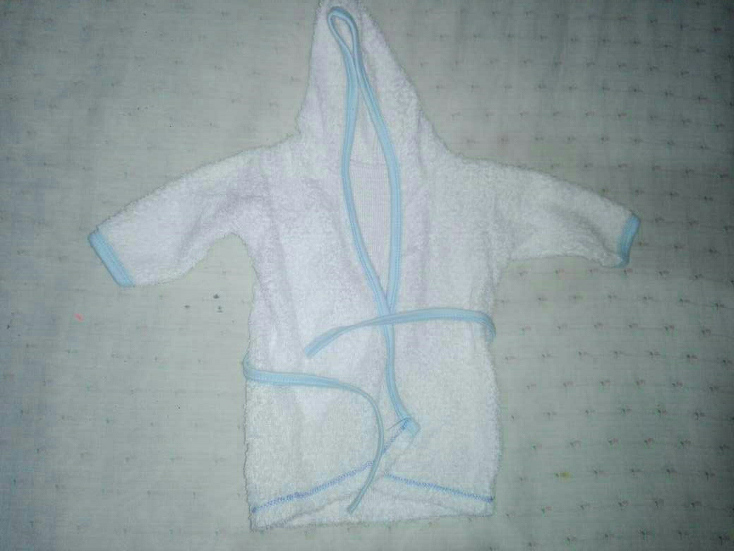 REGALO bata de pao de 0 a 3 meses  1
