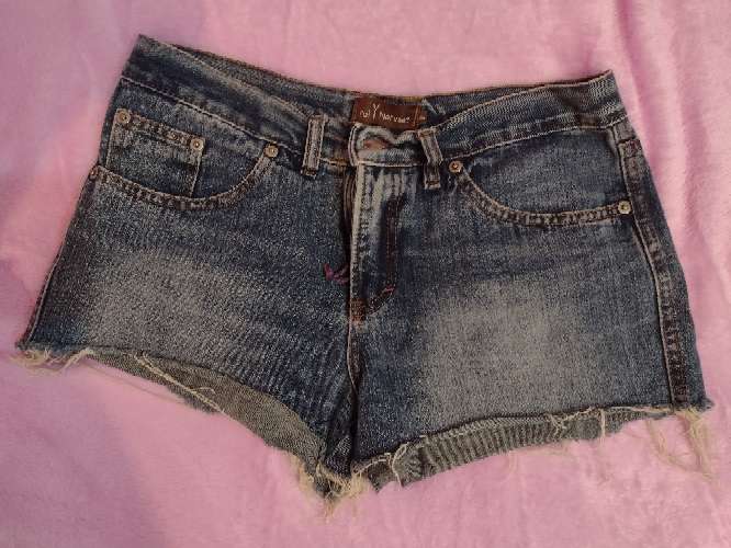 REGALO Short talle 2