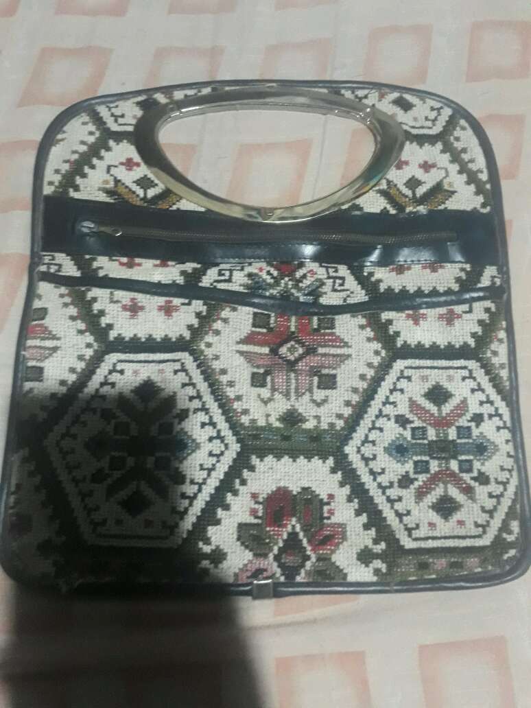 REGALO bolso y chalina  2