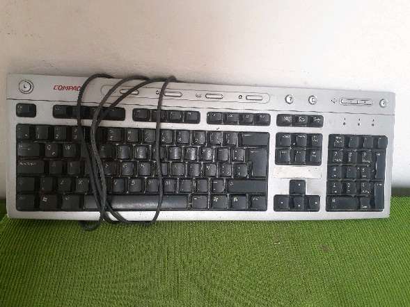 REGALO teclado de computador de mesa 2