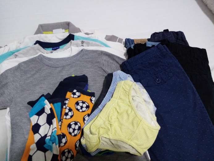 REGALO Ropa nio talla 8