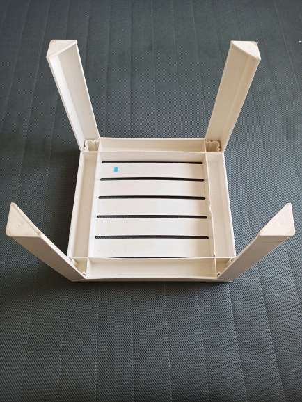 REGALO mesita/taburete con patas desmontables 4