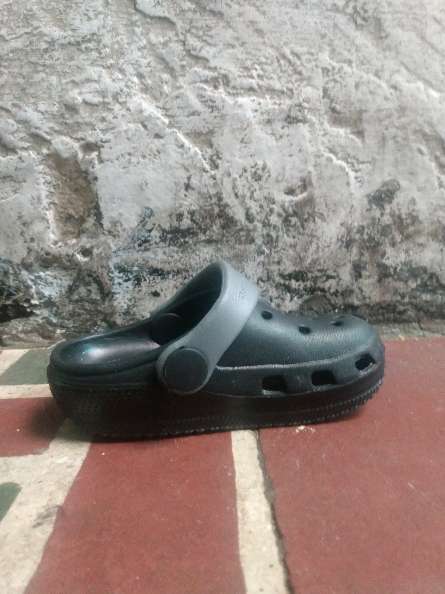 REGALO chanclitas de bebe talla 20 nuevas 2