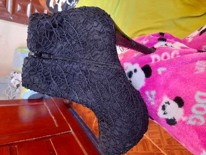 REGALO tacones talla 37 y 38 