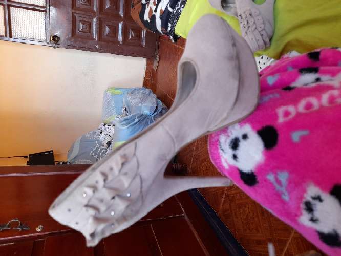REGALO tacones talla 37 y 38  4
