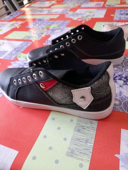 REGALO zapatillas muy poco uso!! Dama