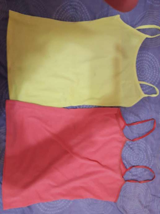 REGALO camisas de tira talle s. para una persona muy delgada REGALO camisas de tira talle s. para una persona muy delgada