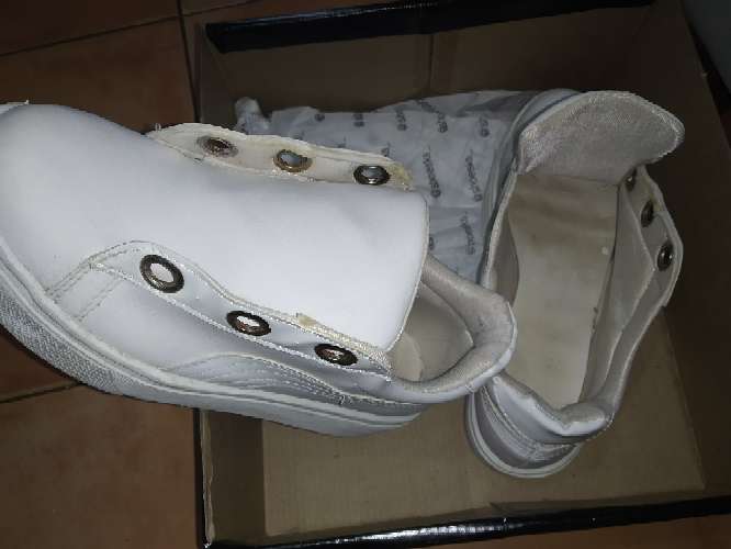 REGALO zapatillas REGALO zapatillas