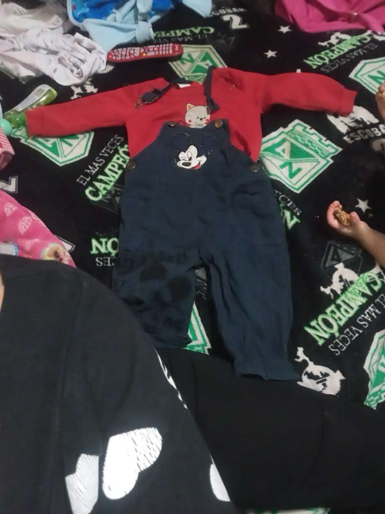 REGALO talla 4 braga y buso 2 mas o menos