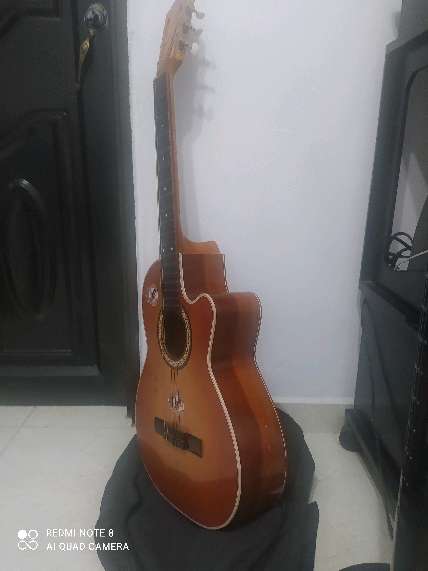 REGALO guitarra 2