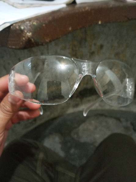 REGALO lentes de seguridad 3m 1