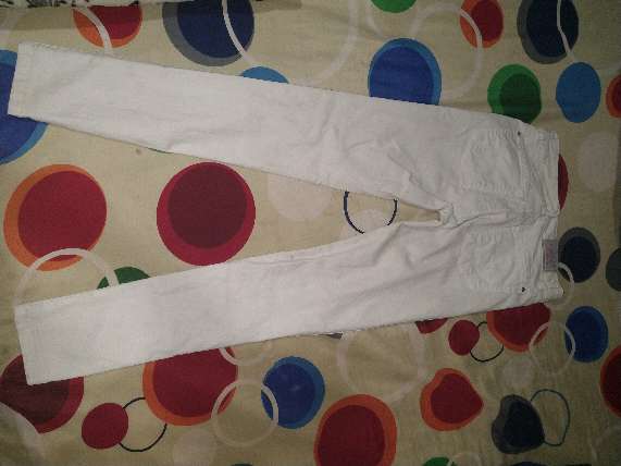 REGALO Jean color blanco 2