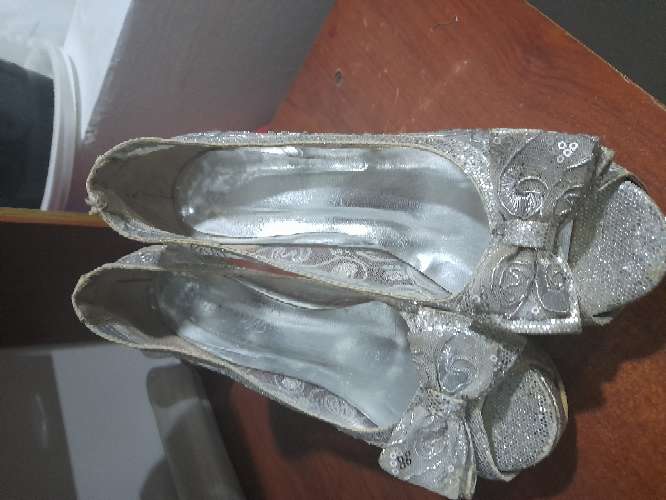 REGALO tacones de fiesta talla 38  2