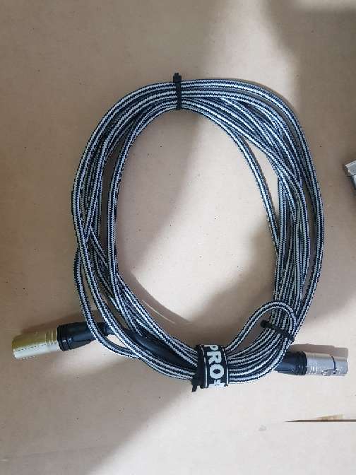 REGALO cable microfono  1