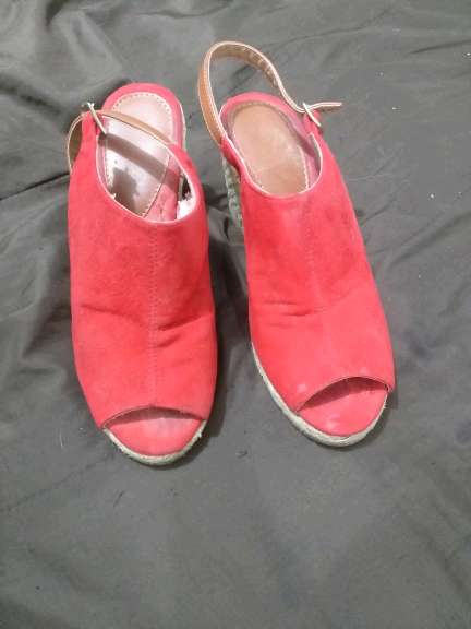 REGALO zapatos rojos