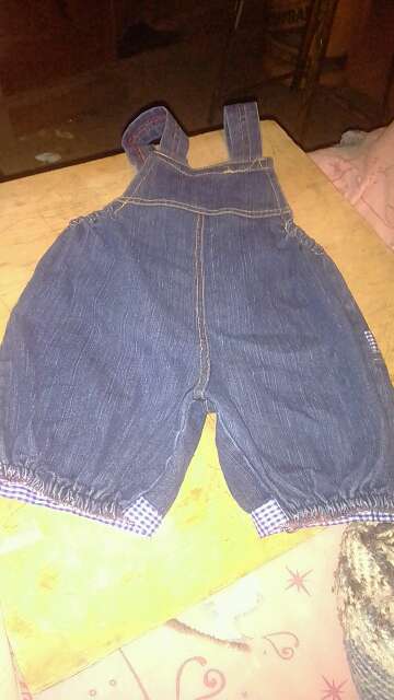 REGALO Overol de mezclilla  2