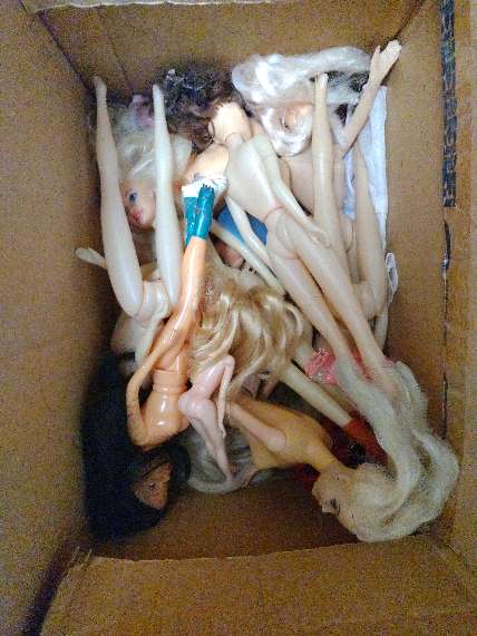 REGALO lote de muecas Barbie de juguete 2