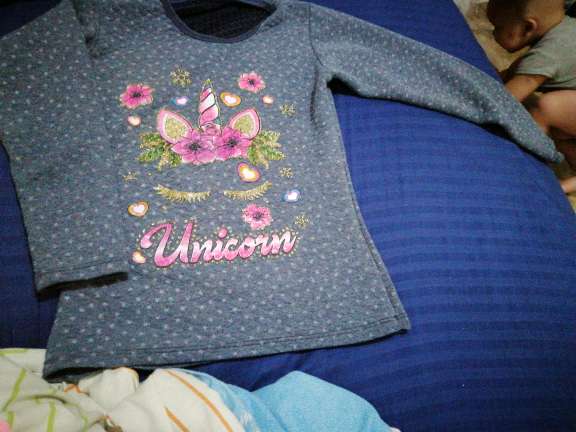 REGALO Camisa de niña REGALO Camisa de niña