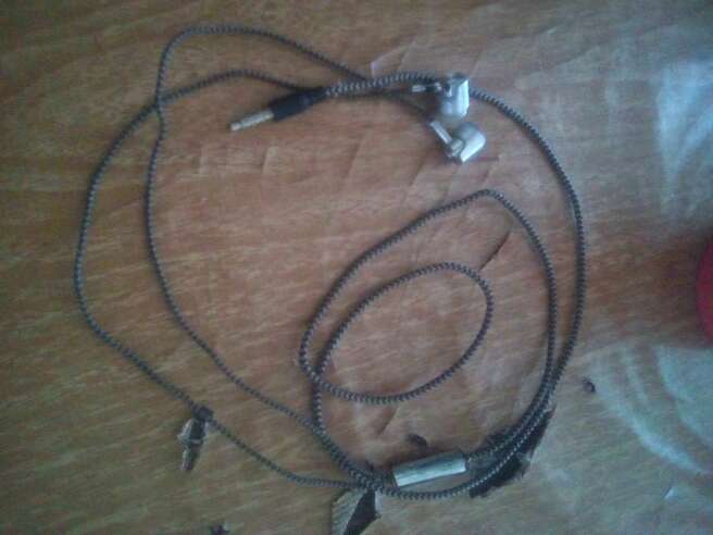 REGALO Audífonos REGALO Audífonos