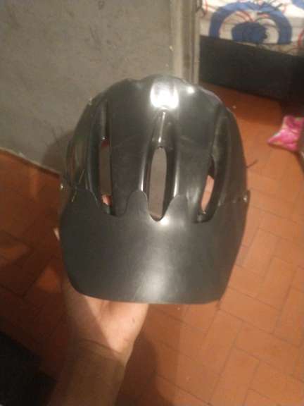 REGALO casco bicicleta excelente estado 2