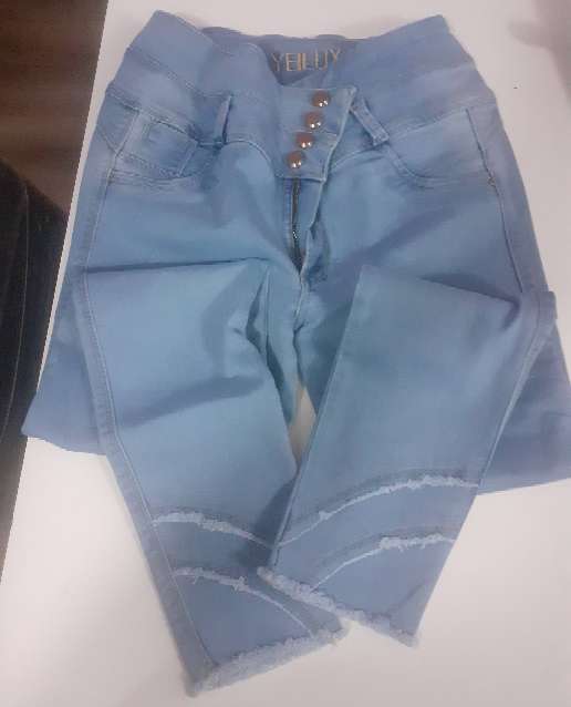 REGALO jeans 3