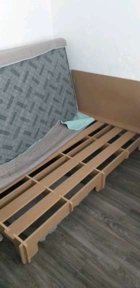 REGALO Base de cama y colchn individual 3