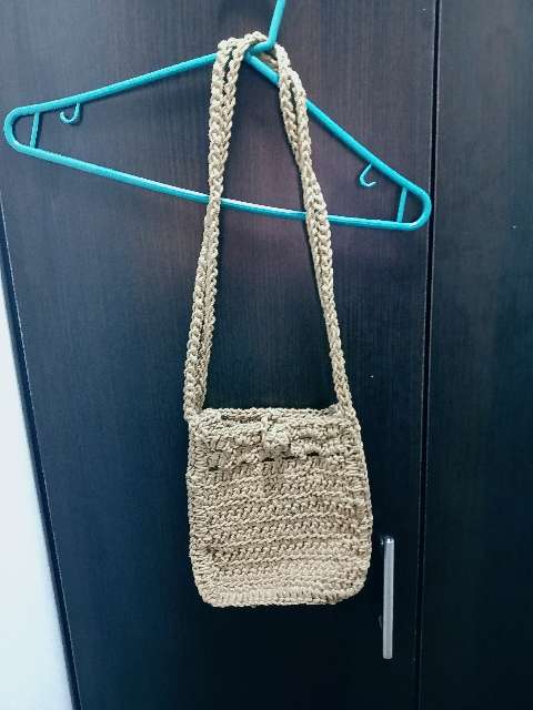 REGALO Bolso pequeño tejido REGALO Bolso pequeño tejido