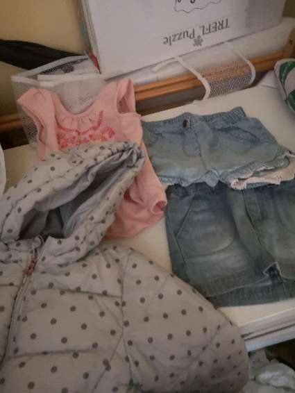 REGALO Ropa de nia de 9meses a un aito en buen estado  2