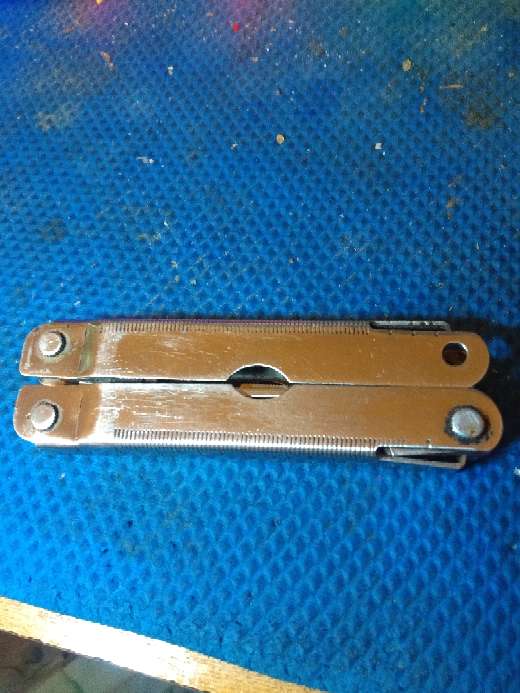 REGALO pinza multiuso 3