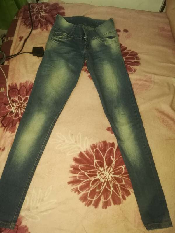 REGALO Jeans de dama  2