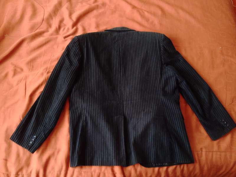 REGALO chaqueta pana talla L  buso talla L 2