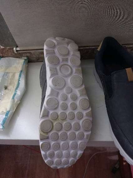 REGALO calzado talla 44 3