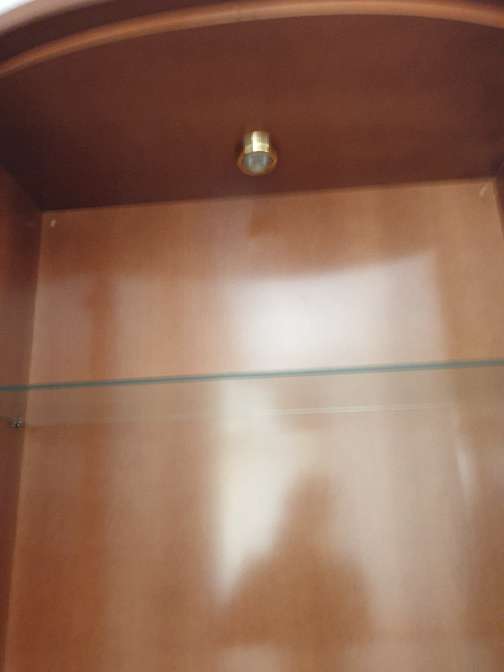 REGALO Vitrina con luz y 3 estantes de cristal 2