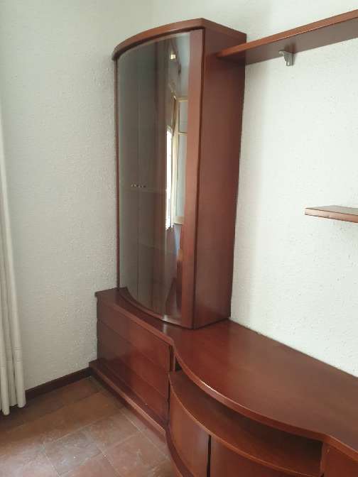 REGALO Vitrina con luz y 3 estantes de cristal 4