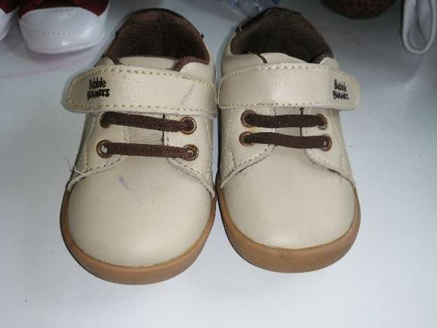 REGALO Zapatos de bebe bubble gummers 2