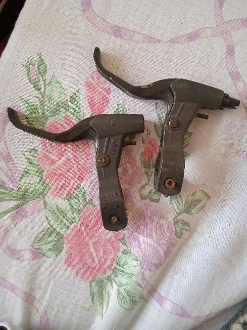 REGALO pistolas de frenos para bici