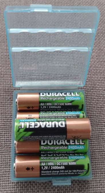 REGALO 5 Pilas recargables - Carga media 2200 mAh