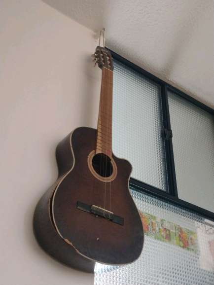 REGALO guitarra acstica PARA ARREGLAR 1