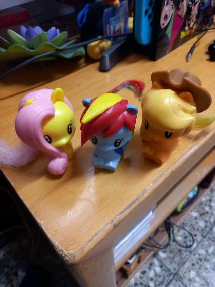 REGALO 3 juguetes my little pony 1