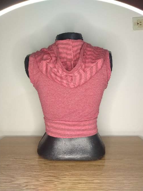 REGALO camisa deportiva tipo chaleco rosado talla S 2