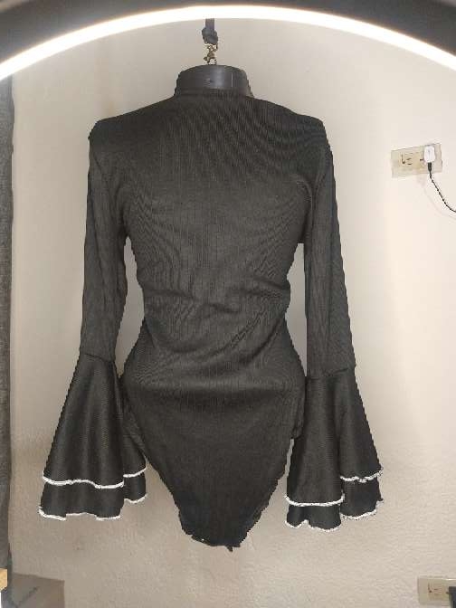 REGALO body nuevo talla L 2