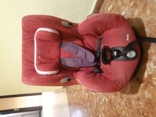 REGALO sillita de bebe para coche 2